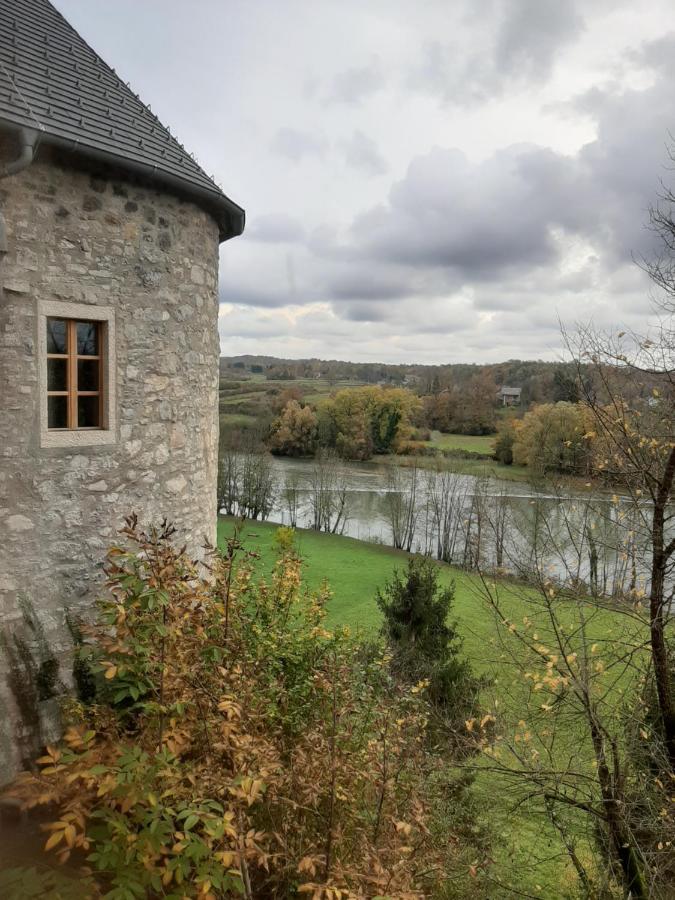 Hotel Vinica Castle Extérieur photo